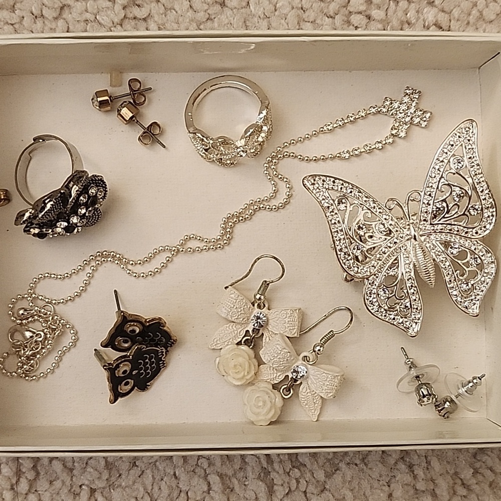 Misc jewelry